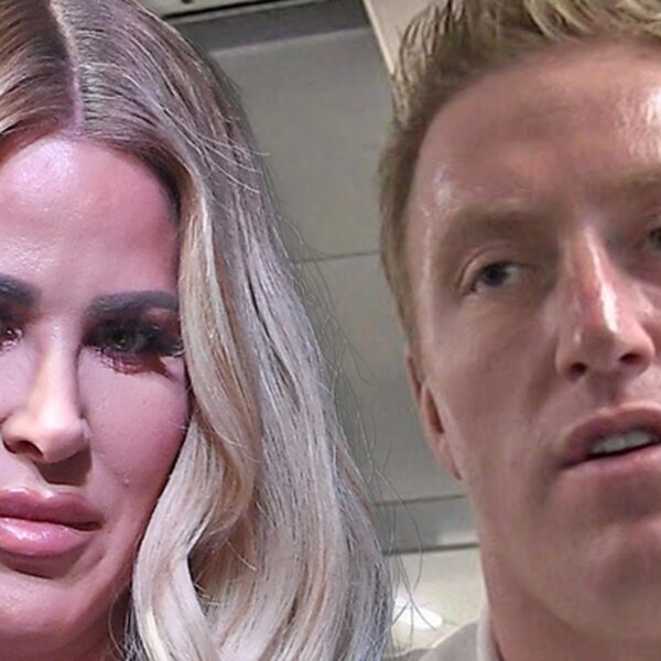 Kim Zolciak Calls Cops on Kroy, Accuses Him of Stealing Phone in…