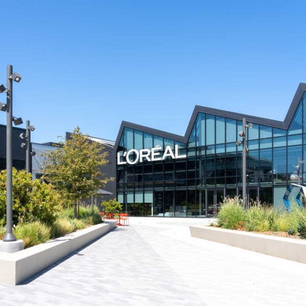 L’Oréal Stock: A Prestige Brand Powerhouse With Resilient Revenue Streams (OTCMKTS:LRLCY)