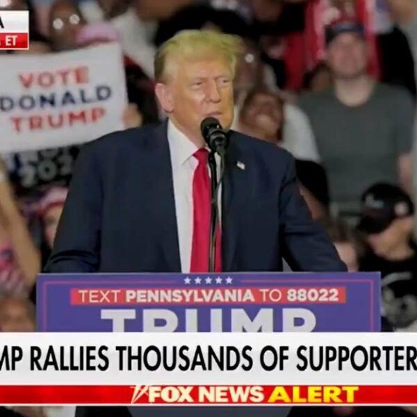 “He’ll Come Out All Jacked Up” – Philly Crowd Erupts as Trump…