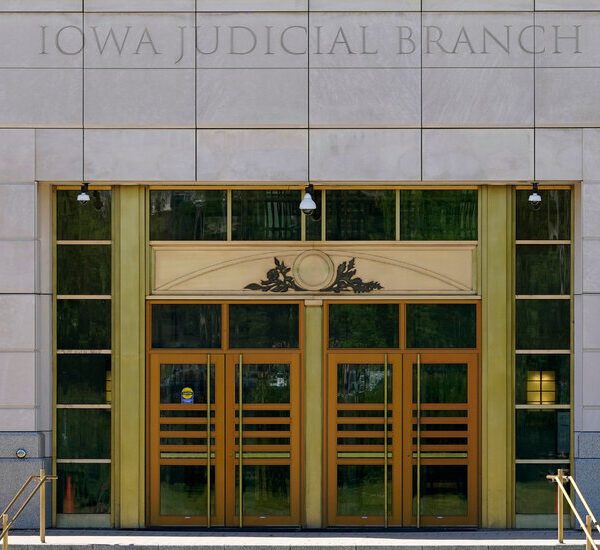 Iowa Supreme Court Allows Six-Week Abortion Ban to Take Effect