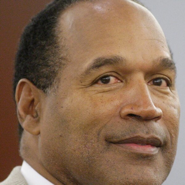 O.J. Simpson Estate Executor Wants Permission to Auction His Belongings