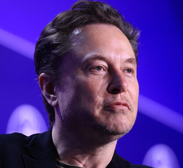 Tesla Shareholders Approve Elon Musk’s $45 Billion Pay Package