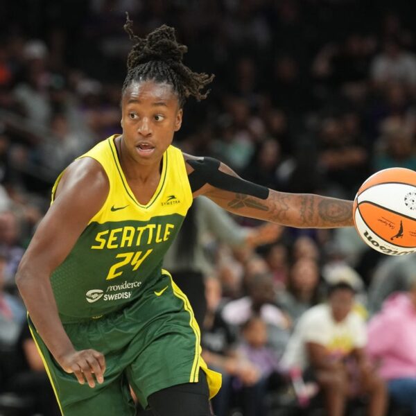 High-scoring Jewell Loyd, Storm to host Wings once more