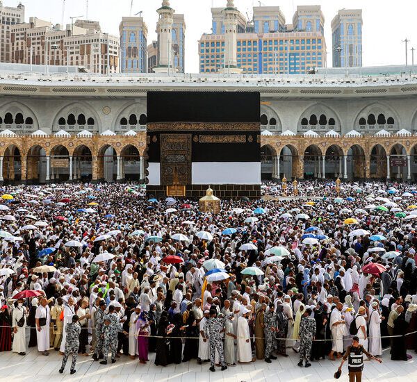 Hajj Pilgrimage Death Toll Climbs Into the Hundreds
