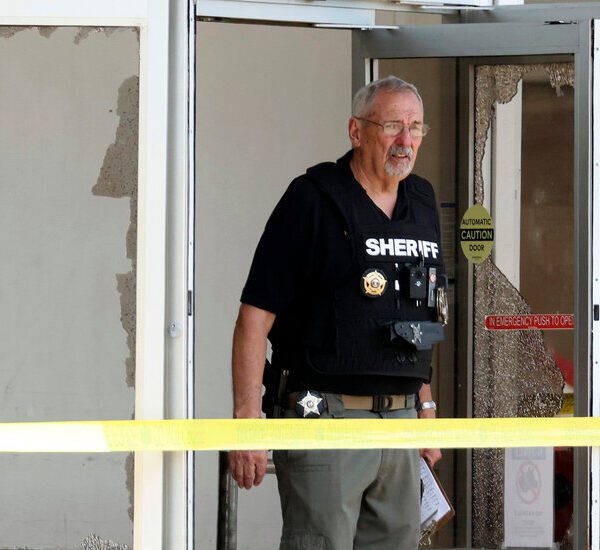 Grocery Store Shooting That Killed 3 Leaves an Arkansas Town in Disbelief