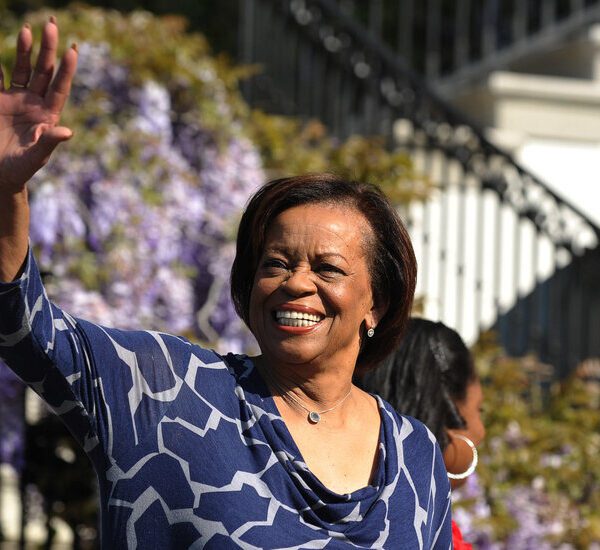 Marian Robinson, Michelle Obama’s Mother, Dies at 86