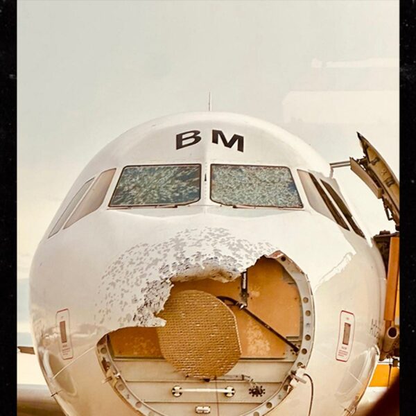 Austrian Airlines Flight Suffers Major Nose Damage in Mid-Air Hailstorm