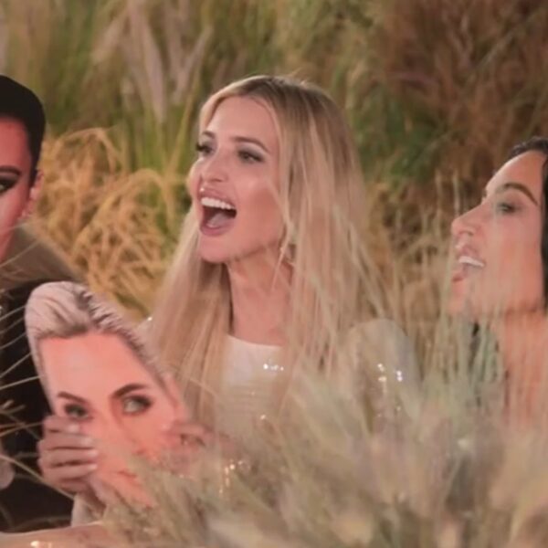Kim Kardashian’s BFFs Ivanka Trump & Lauren Sanchez Attend Birthday Dinner on…
