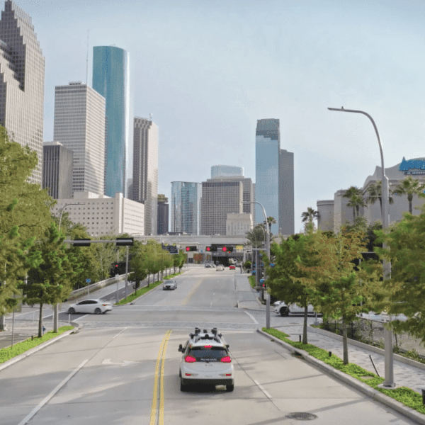 GM offers Cruise $850M lifeline because it relaunches robotaxis in Houston