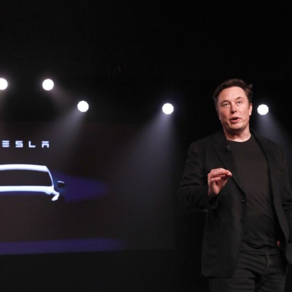 Tesla shareholders sue Musk for beginning competing AI firm