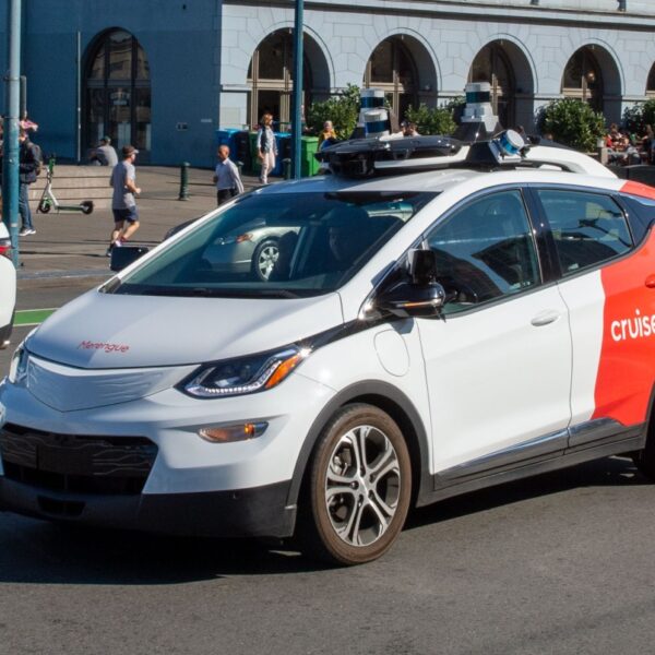 Cruise clears key hurdle to getting robotaxis again on roads in California