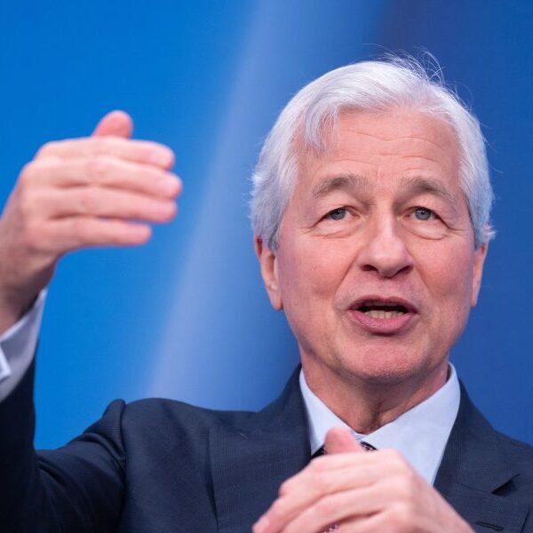 JPMorgan follows Goldman Sachs in scrapping cap for bankers’ bonuses within the…