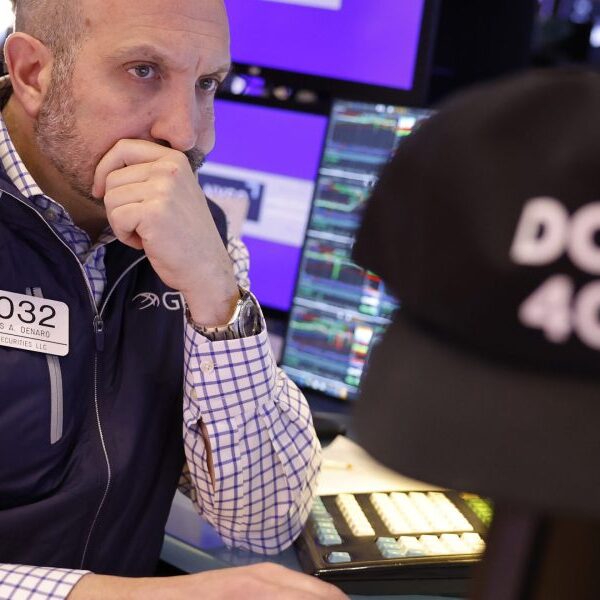 Stock market outlook: A high Wall Street strategist sees shares dropping 10%…