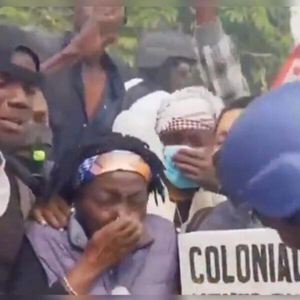 Obama’s Sister Gets Tear Gassed During Protests in Kenya (VIDEO) | The…