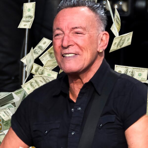Bruce Springsteen Declared a Billionaire By Forbes