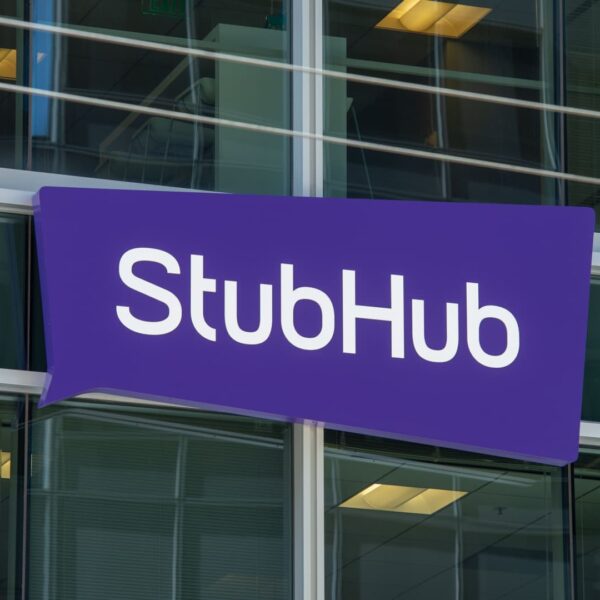 StubHub delays IPO till after Labor Day