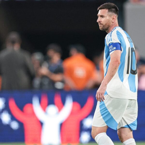 Lionel Messi again at follow forward of Argentina’s Copa quarterfinal