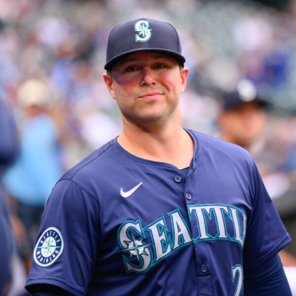 Reds purchase 1B Ty France from Mariners