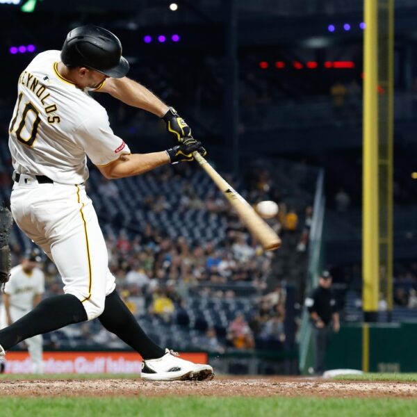 Wild-card hopefuls start collection as Pirates go to D-backs