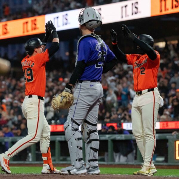 Several Giants have massive nights in blowing out Rockies