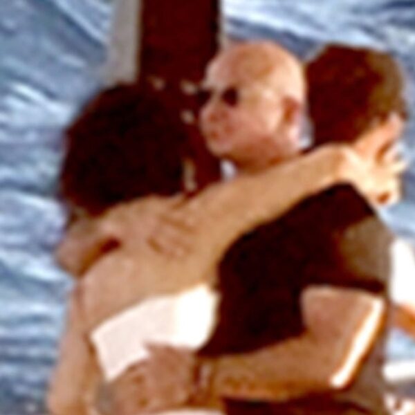 Jeff Bezos and Lauren Sanchez Strip Down to Swimsuits, PDA on Yacht