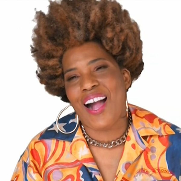 Macy Gray Says She Does Cocaine and Shots to Chill Out
