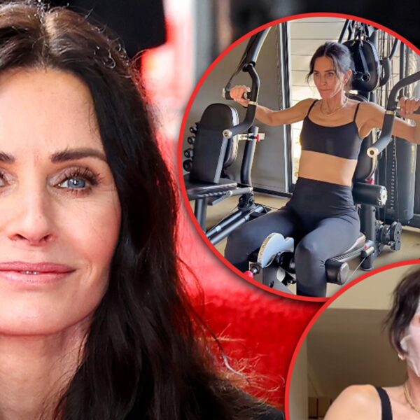 Courteney Cox Flaunts Bikini Body, Trolls Her Own Extreme Wellness Routine