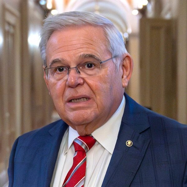 Could Bob Menendez run for re-election after being discovered responsible of corruption?