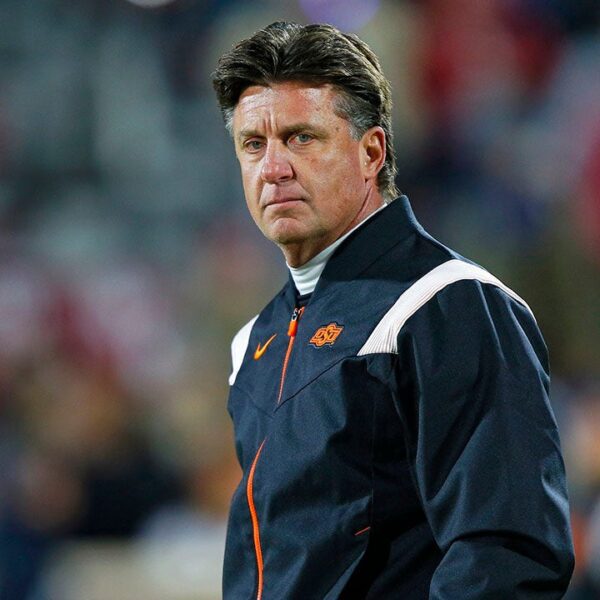Oklahoma State’s Mike Gundy makes ‘business’ resolution to not suspended star working…