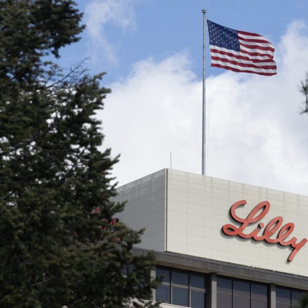 New Alzheimer’s drug therapy from Eli Lillly wins FDA approval