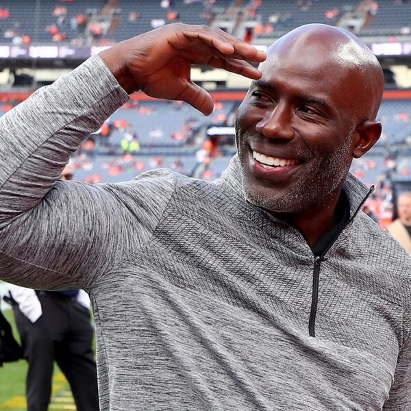 NFL Hall of Famer Terrell Davis was ‘humiliated’ after being handcuffed, escorted…