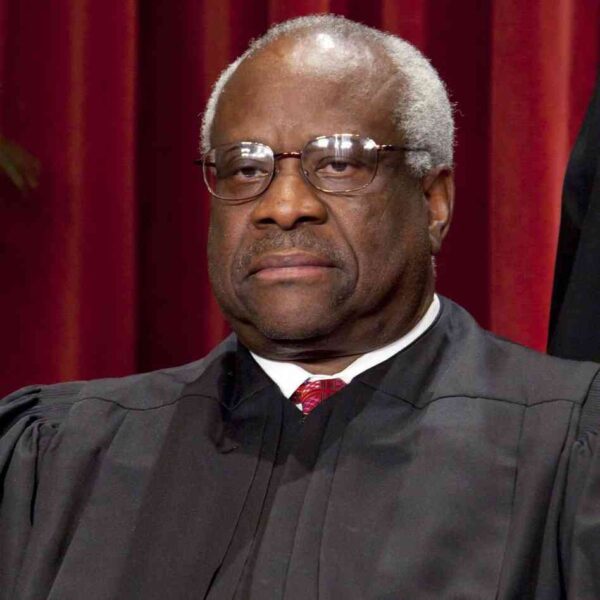 Senators Request Special Counsel To Investigate Clarence Thomas For Crimes