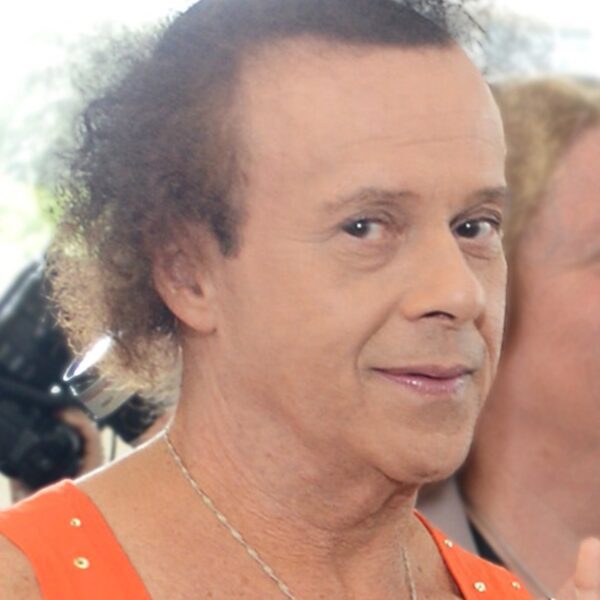 Richard Simmons’ Staff Shares Recent Pic of Him, Post He Wrote Before…