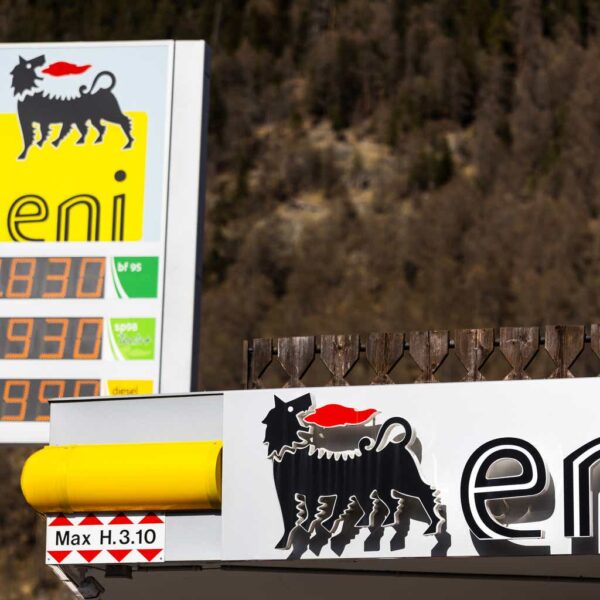 Eni: Incoming Precedent Transactions Strengthen Value Case (NYSE:E)