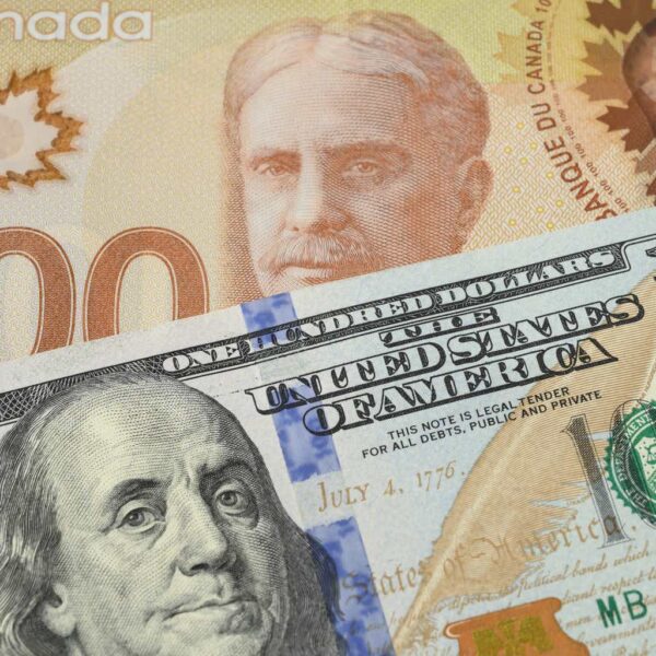 USD/CAD Eyes Breakout As Oil Price Slide Continues, BoC Meeting Next