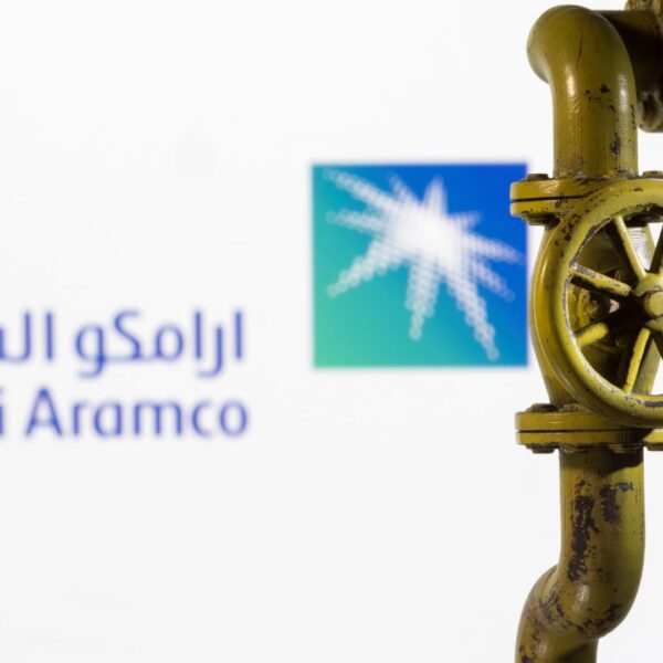 Saudi Aramco second-quarter revenue dips amid decrease manufacturing volumes