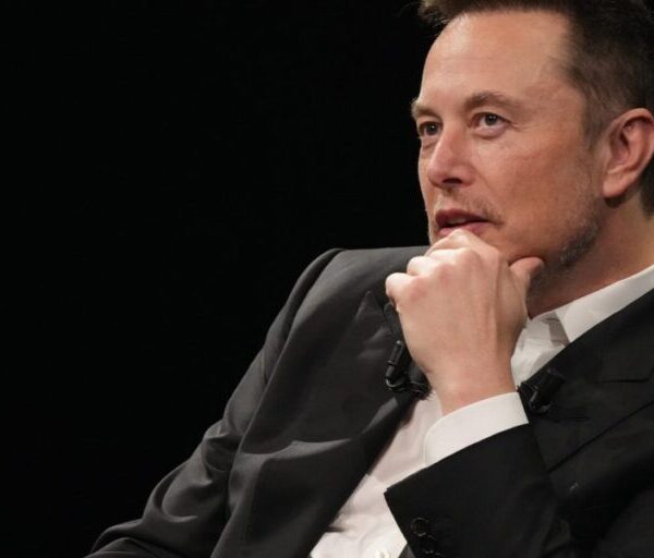 Elon Musk says an individual with a Neuralink chip may beat a…