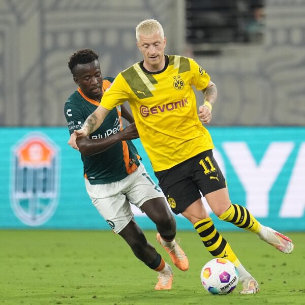 Report: Galaxy signal star German MF Marco Reus