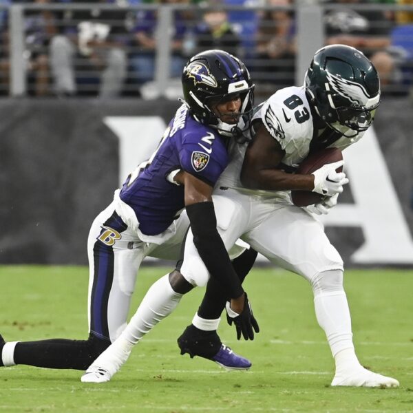 Ravens high decide Nate Wiggins injures shoulder