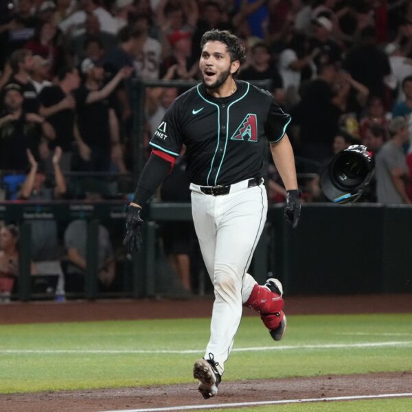 Adrian Del Castillo, D-backs search encore efficiency vs. Phillies