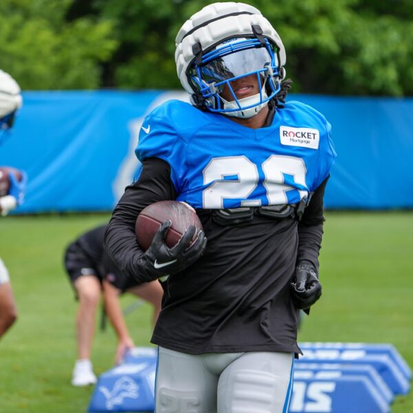 Reports: RB Jahmyr Gibbs, two different Lions maintain accidents