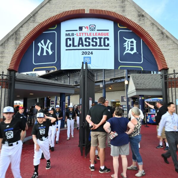 Mariners, Mets to play in 2025 Little League Classic