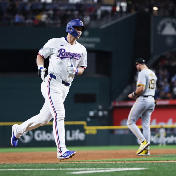 Corey Seager’s two homers information Rangers previous Pirates