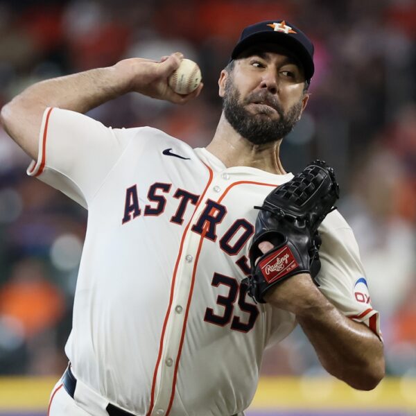 Justin Verlander, with no plans to decelerate, faces Phils