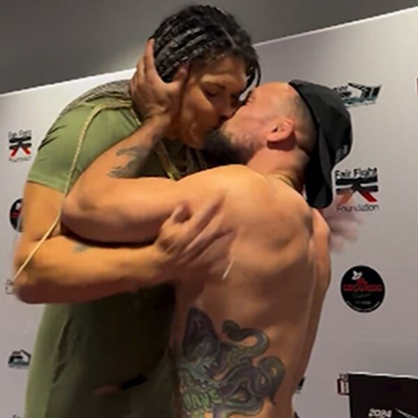 Australian Grappler Craig Jones Kisses Female Opponent During Weigh-In