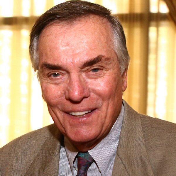 Peter Marshall, ‘Hollywood Squares’ Host, Dead at 98