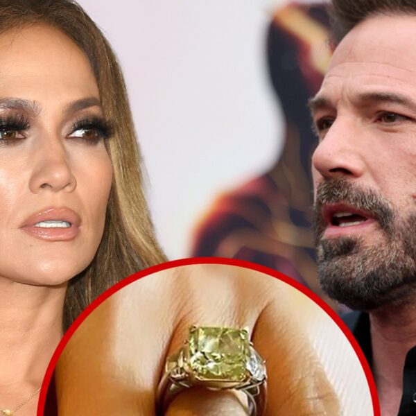 Ben Affleck Had ‘Not Going Anywhere’ Engraved on J Lo’s Engagement Ring