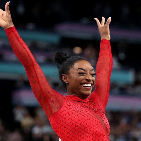 Simone Biles makes Olympic historical past after successful gold medal in girls’s…