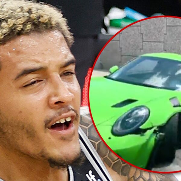 Spurs’ Jeremy Sochan Crashes Pricey Porsche On Texas Highway