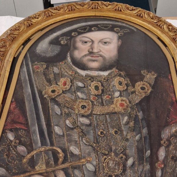 Ancient portrait of Henry VIII rediscovered by artwork historian who noticed distinctive…